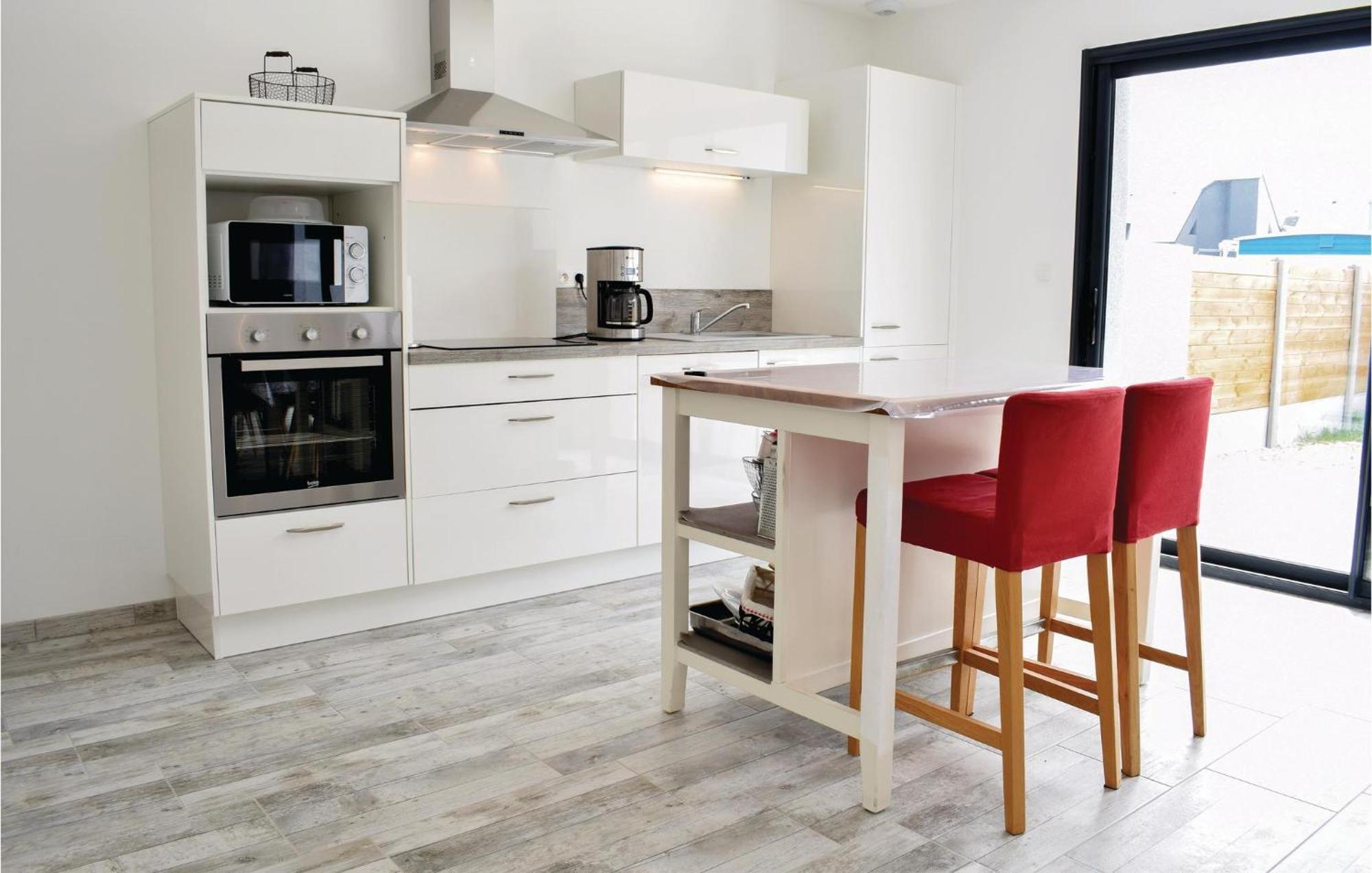 Amazing Home In Saint-Germain-Sur-Ay With Wifi Exteriör bild